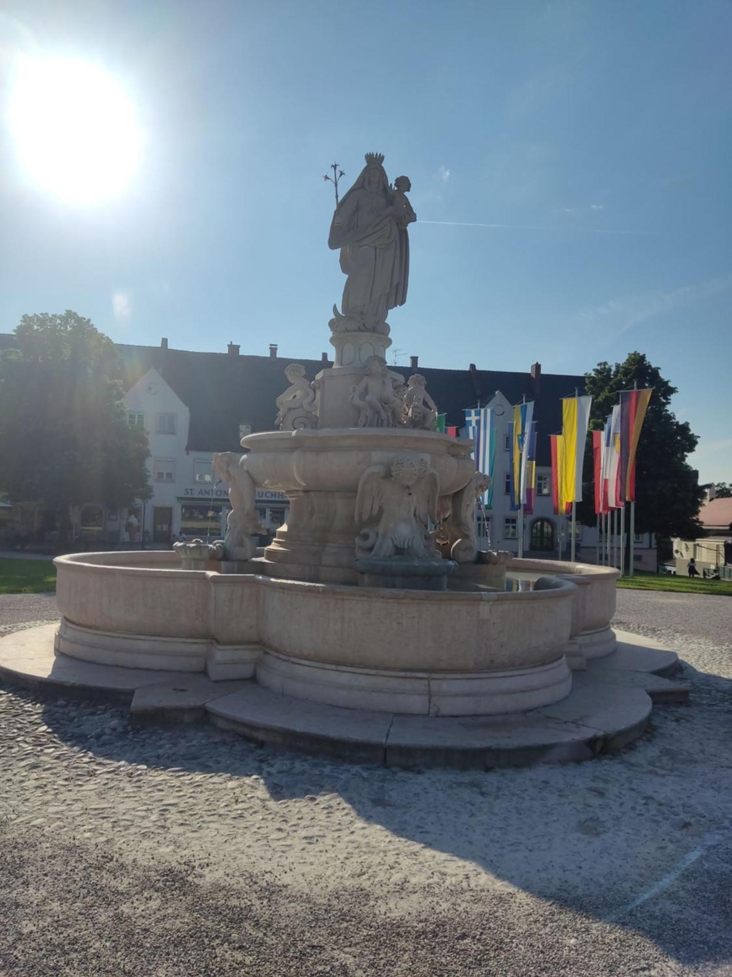 Ferienwohnung Enzian - Naehe Kapellplatz - Oeffentlicher Parkplatz - Aufzug Altötting Exteriér fotografie